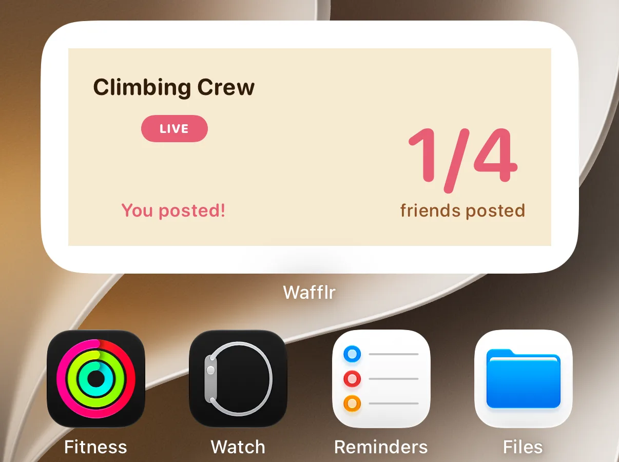 The same widget after posting: LIVE, 1/4 friends posted, You posted!